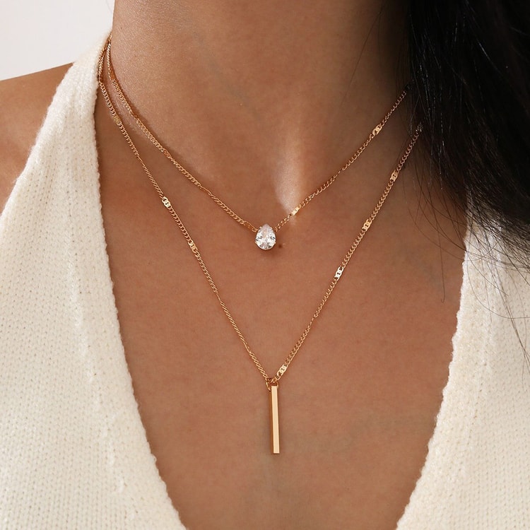 Vintage Layered Pendant Necklace for Women Dainty Layered Necklace & Gold Chain Fashion Jewelry