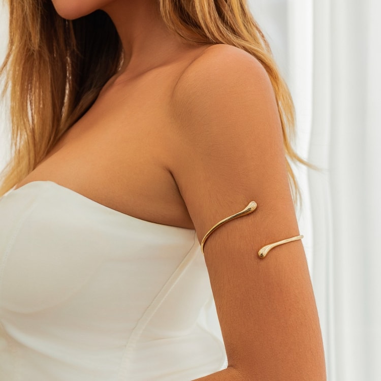 Luxury Gold Cuff Bracelet Adjustable Stainless Steel Droplet Bangle for Women